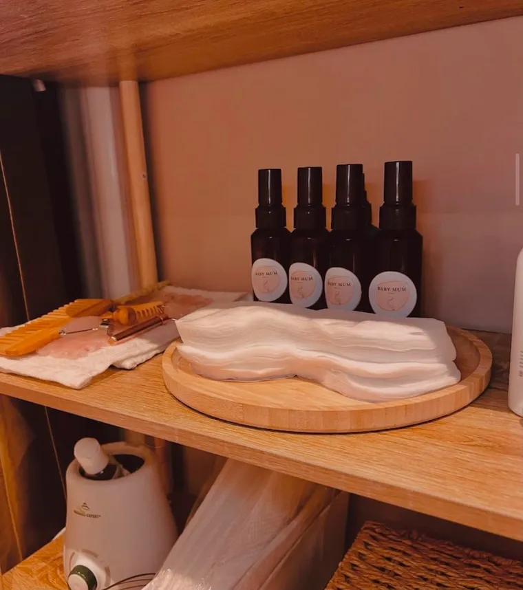 Huiles de massage utilisées chez BabyMum Relax, sélectionnées pour les peaux sensibles