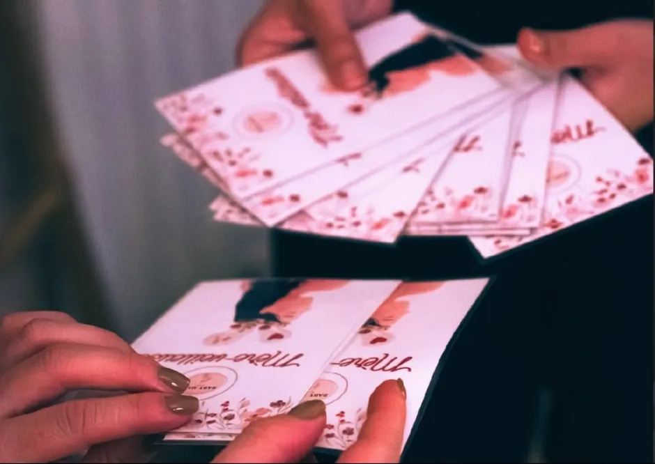 Carte cadeau BabyMum Relax remise à une cliente